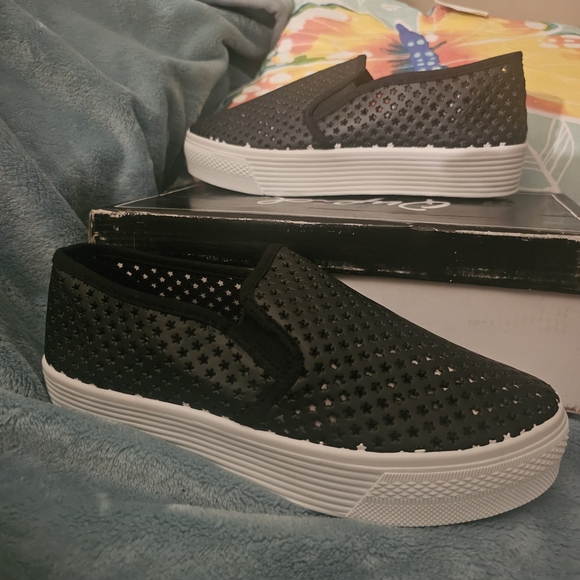 Qupid Black and White Slip-On Loafers - Picture 2 of 10